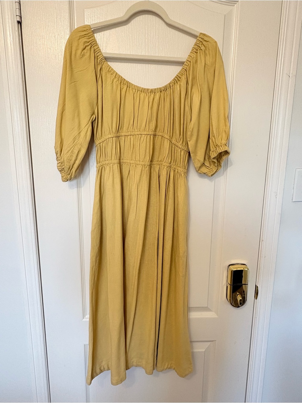 Women’s Puff Sleeve Midi Dress in Mustard